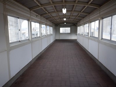 �z�O�ԓ��w�摜