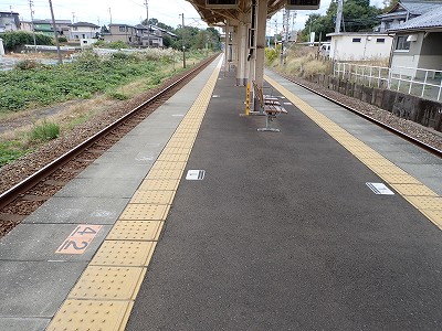 �טC�؉w�摜
