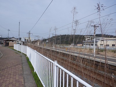 �טC�؉w�摜