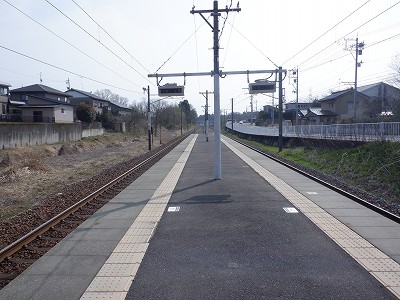 �טC�؉w�摜