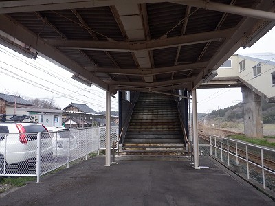 �טC�؉w�摜