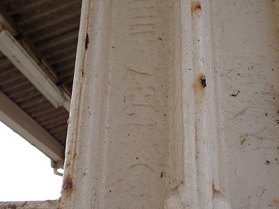 �טC�؉w�摜