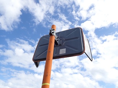 �����w�摜