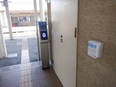 ����}�ԉw�摜