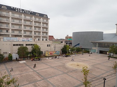 �����w�摜
