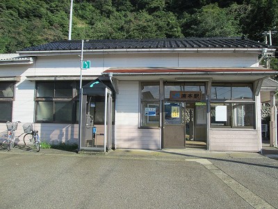 浦本駅駅舎