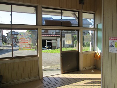 駅舎内