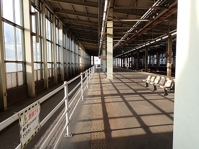 �����w�摜