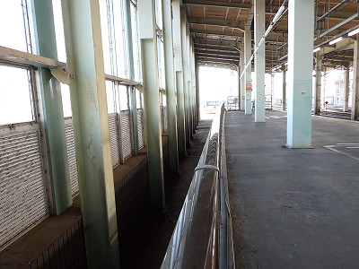 �����w�摜