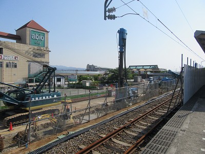 動橋駅側