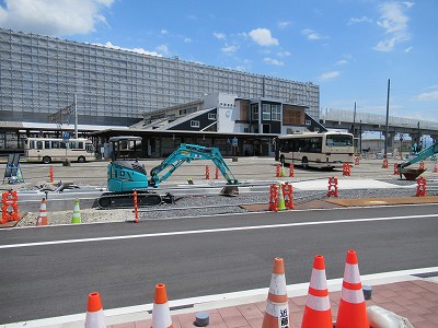 駅前ロータリー