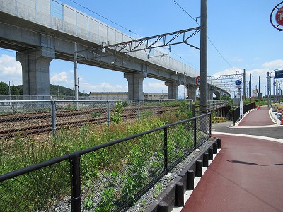 丸岡駅側