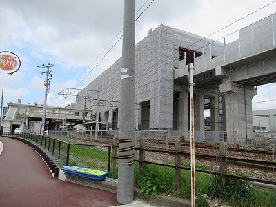 丸岡駅側