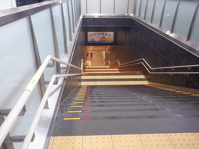 �����w�摜