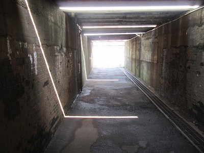 線路下
