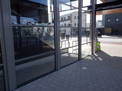 ��������w�摜