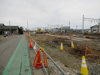 丸岡駅側