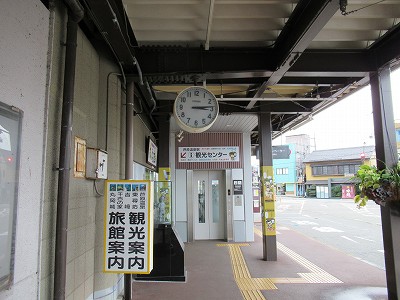 駅前