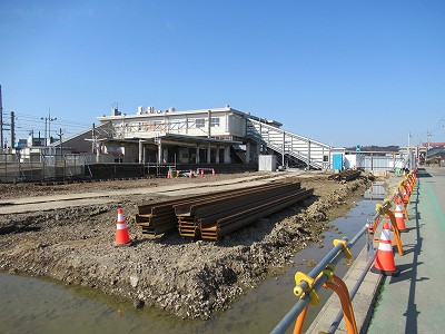 丸岡駅側