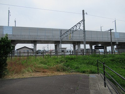 美川駅側