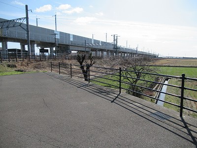 駅から