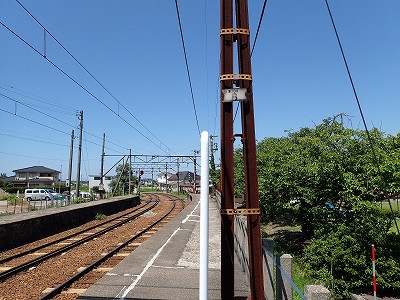 中加積駅画像