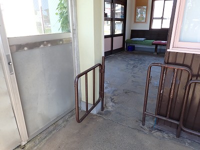 中加積駅画像