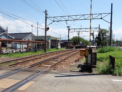 中加積駅画像