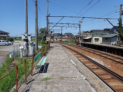 中加積駅画像