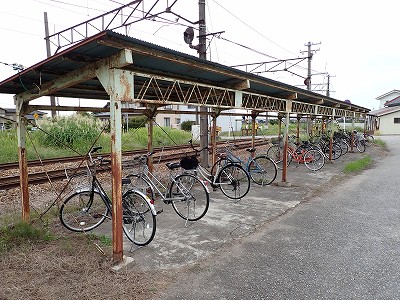 中加積駅画像
