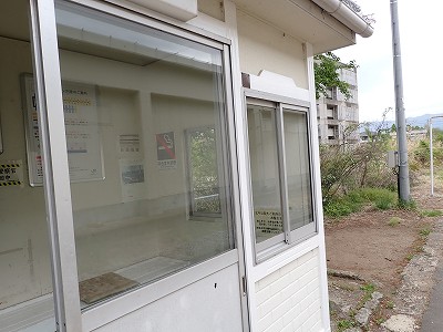 �k�����w�摜