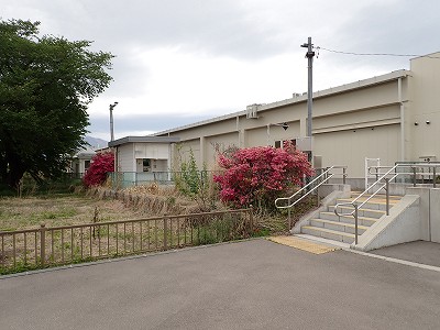 �k�����w�摜