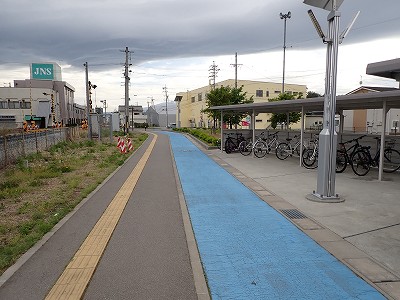 �k�����w�摜