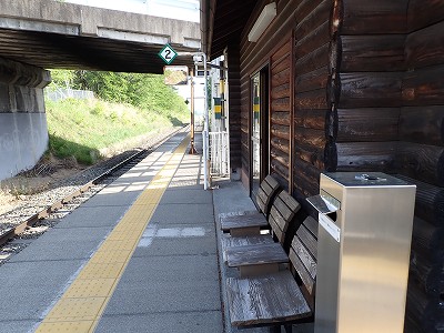 �����w�摜