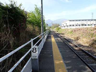 �����w�摜