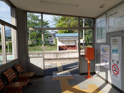 �O���w�摜