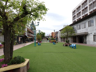 �����w�摜