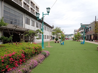 �����w�摜