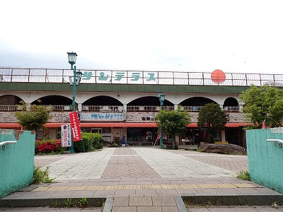 �����w�摜