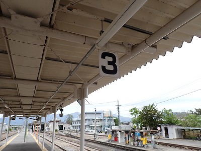 �����w�摜