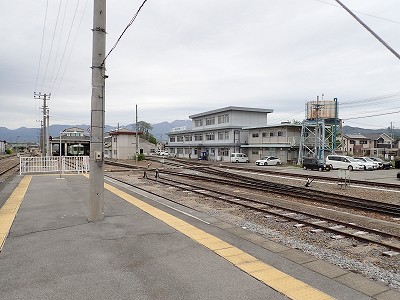 �����w�摜