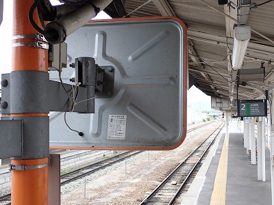 �����w�摜