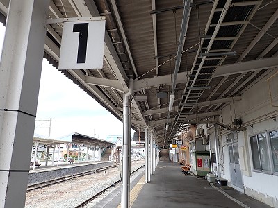 �����w�摜