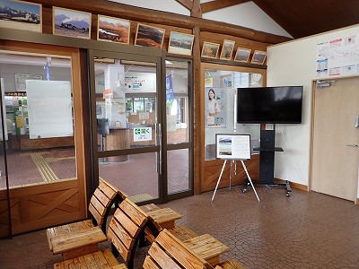 �����w�摜