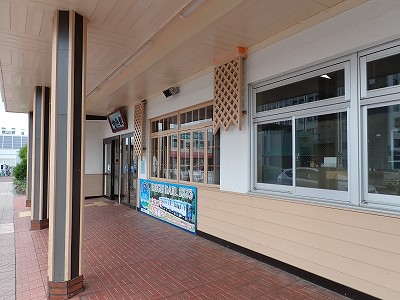 �����w�摜