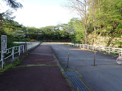 �����w�摜