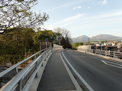 �����w�摜