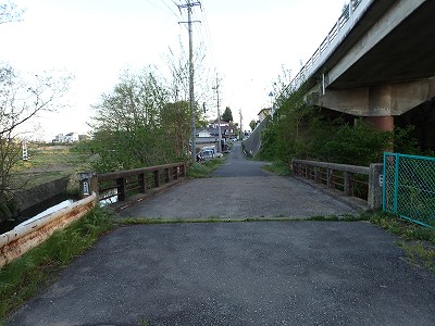 �����w�摜