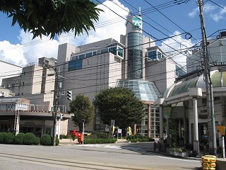 大和デパート