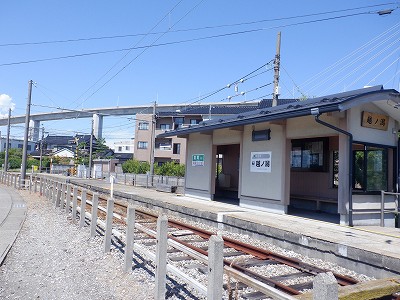 �z�m���w�摜